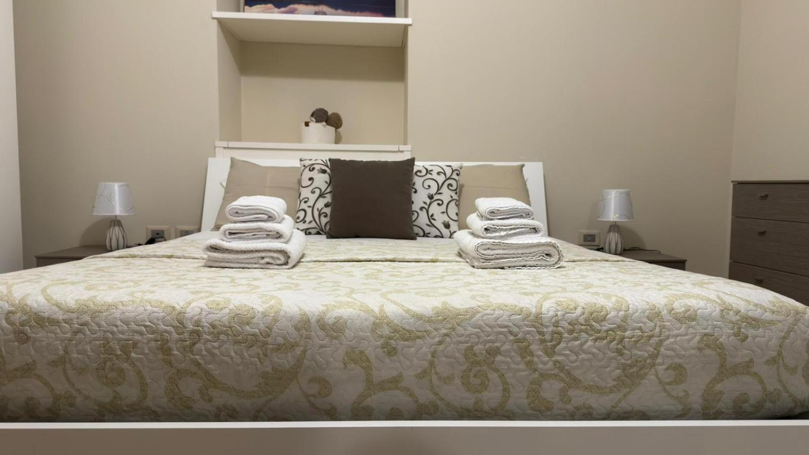 Appartamento Fontanella Deluxe برينديسي المظهر الخارجي الصورة
